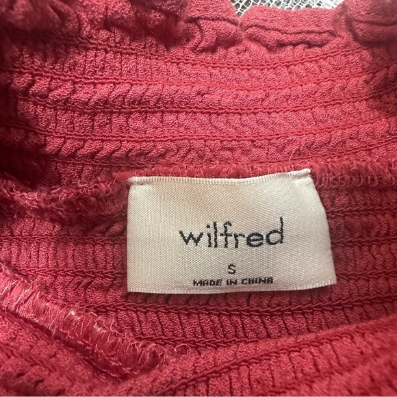Aritzia Wilfred Nessie Blouse in Rosy Red Sz Small - Picture 8 of 8